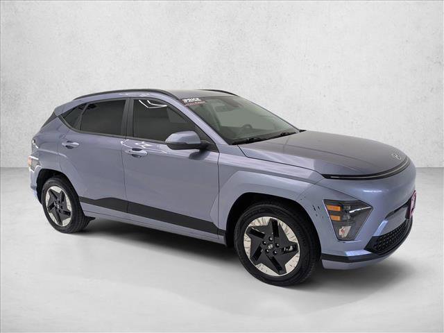Used 2024 Hyundai Kona SEL FWD image 3
