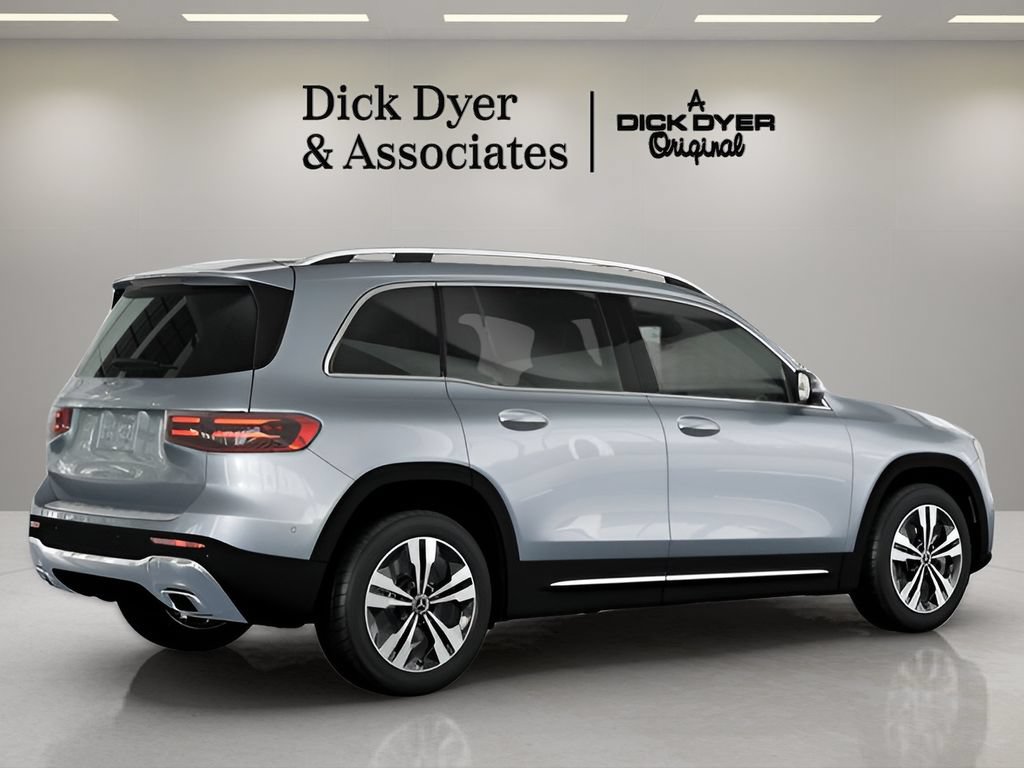 Used 2026 Mercedes-Benz GLB 250 image 9