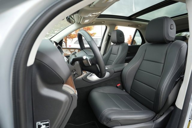 Certified 2024 Mercedes-Benz GLE 350 4MATIC image 48