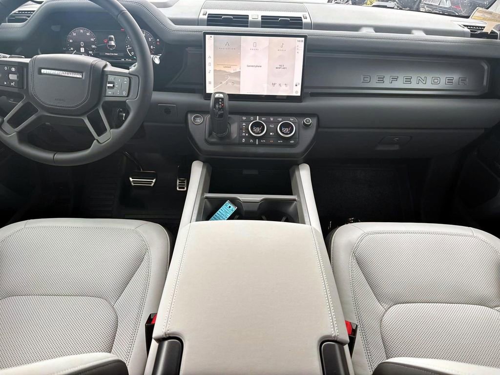 New 2025 Land Rover Defender 110 V8 image 13