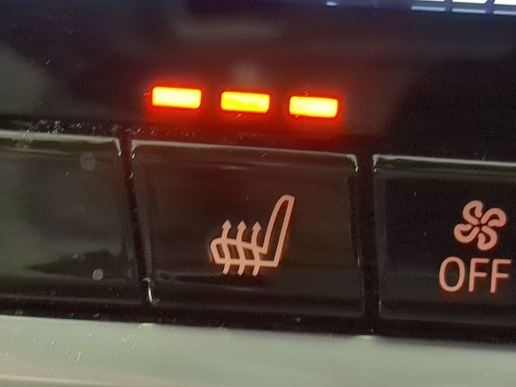 Used 2023 BMW 540i w/ M Sport Package image 29