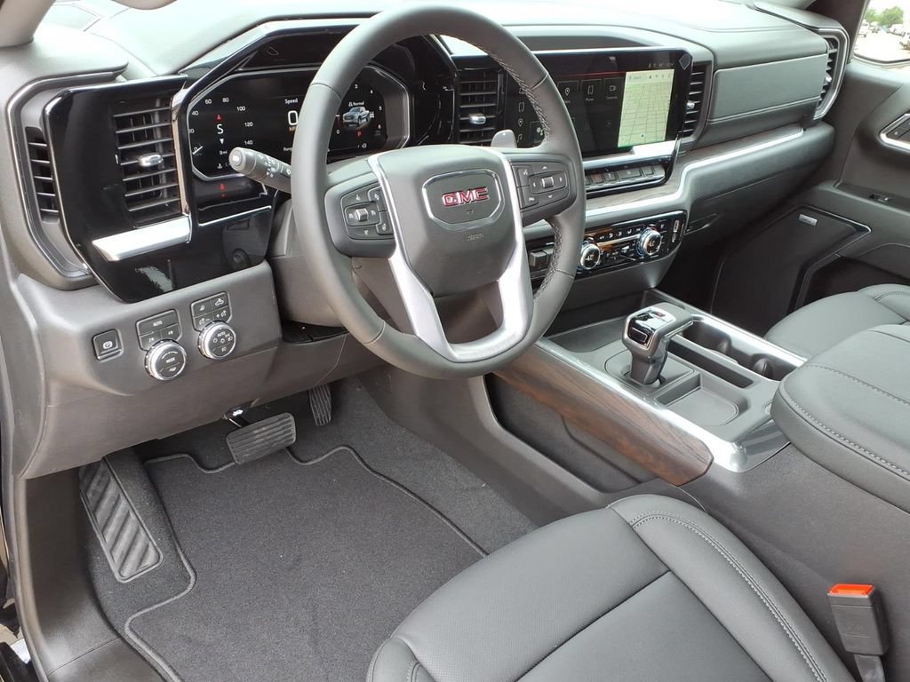 New 2026 GMC Sierra 1500 SLT AWD/4WD image 11