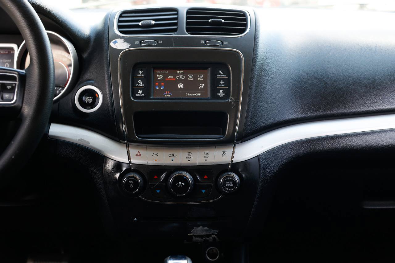Used 2017 Dodge Journey SE FWD image 33