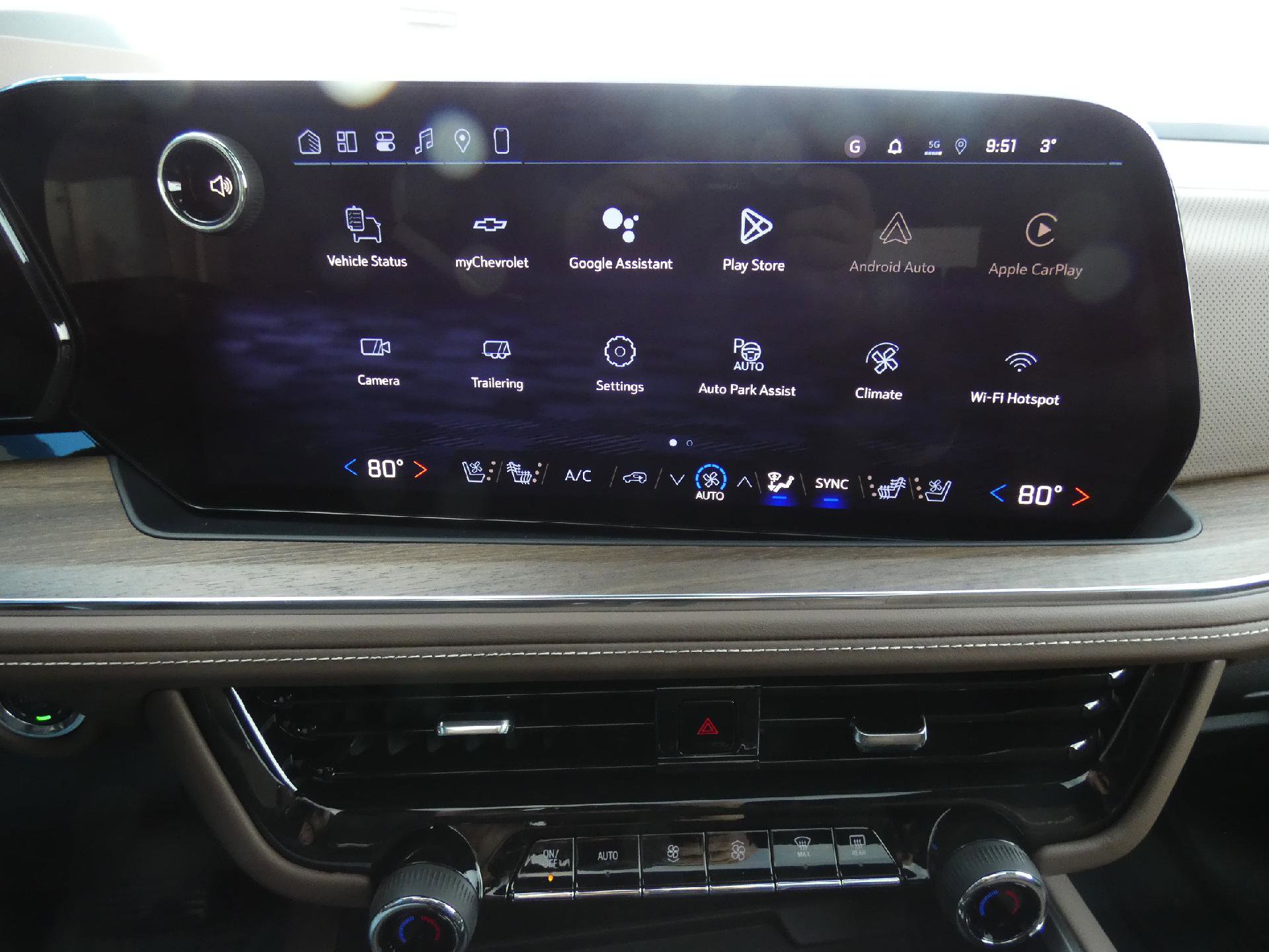 New 2026 Chevrolet Suburban High Country image 23