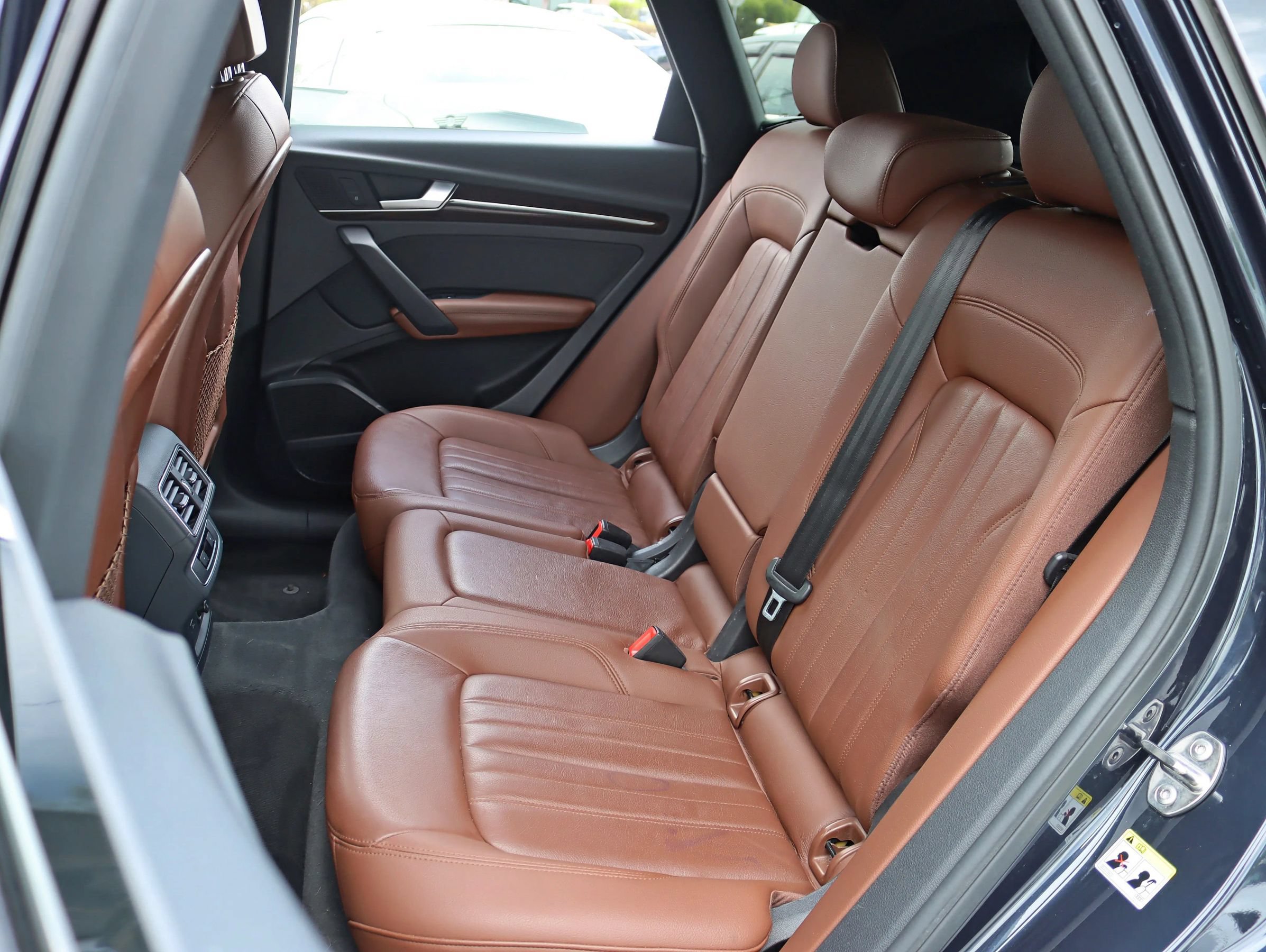 Used 2019 Audi Q5 2.0T Premium Plus w/ Premium Plus Package AWD/4WD image 33