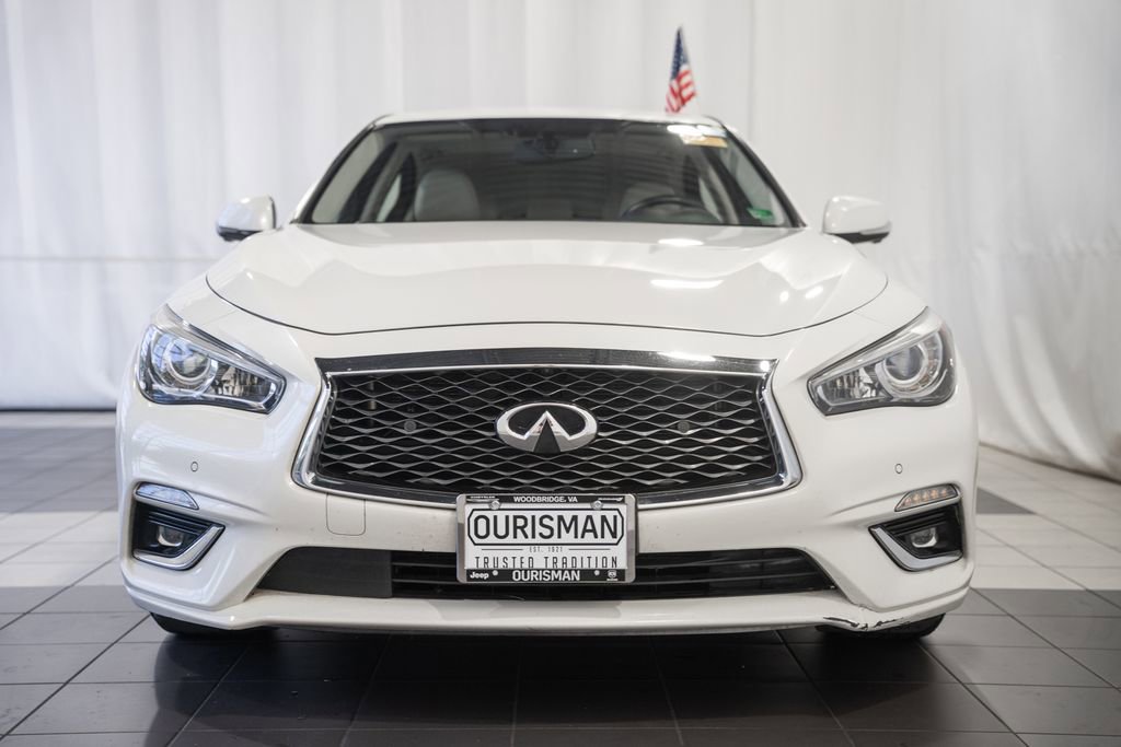 Used 2020 INFINITI Q50 Luxe w/ Essential Package (3.0T Luxe) AWD/4WD image 2