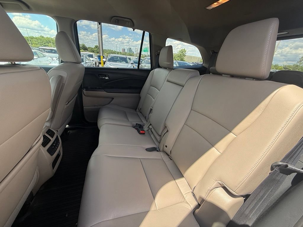 Used 2022 Honda Pilot Special Edition image 6