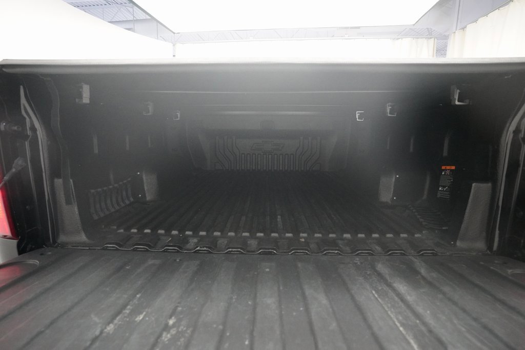 Used 2023 Chevrolet Silverado 1500 LT image 10