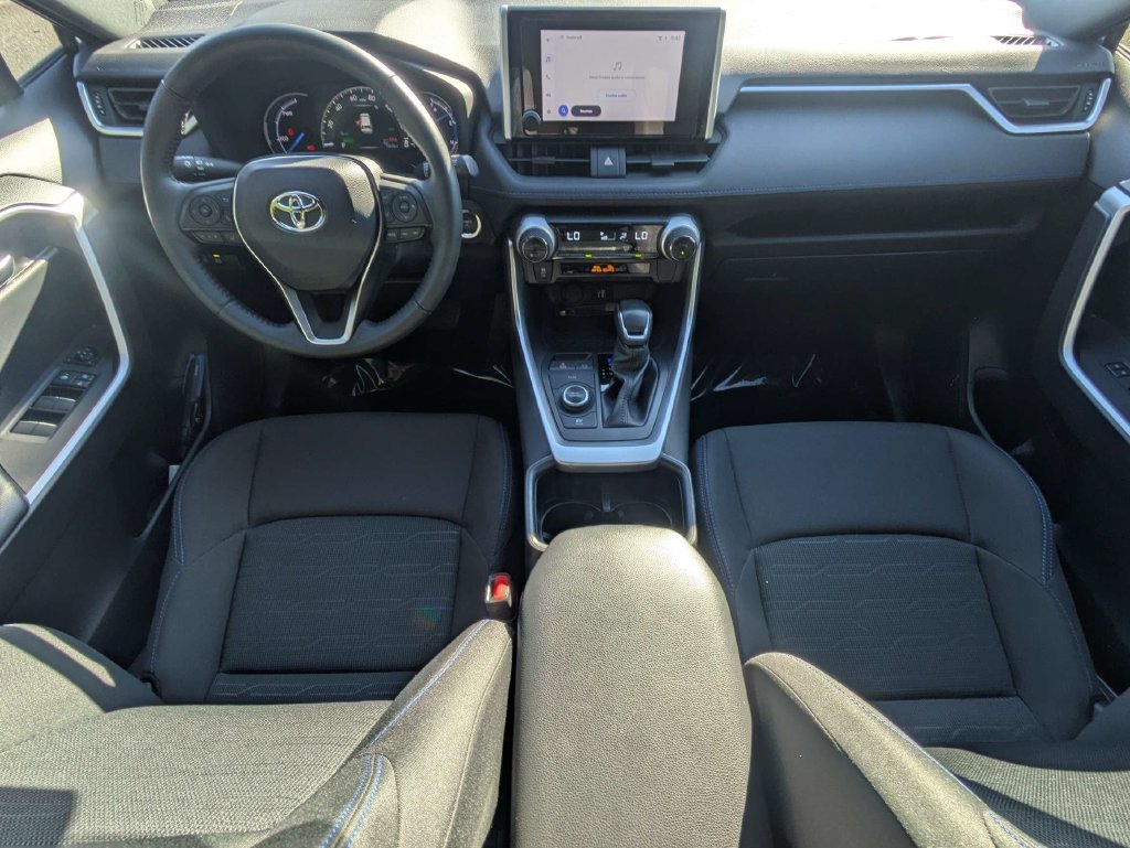 Used 2024 Toyota RAV4 SE AWD/4WD image 19