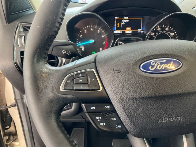 Used 2017 Ford Escape Titanium FWD image 10