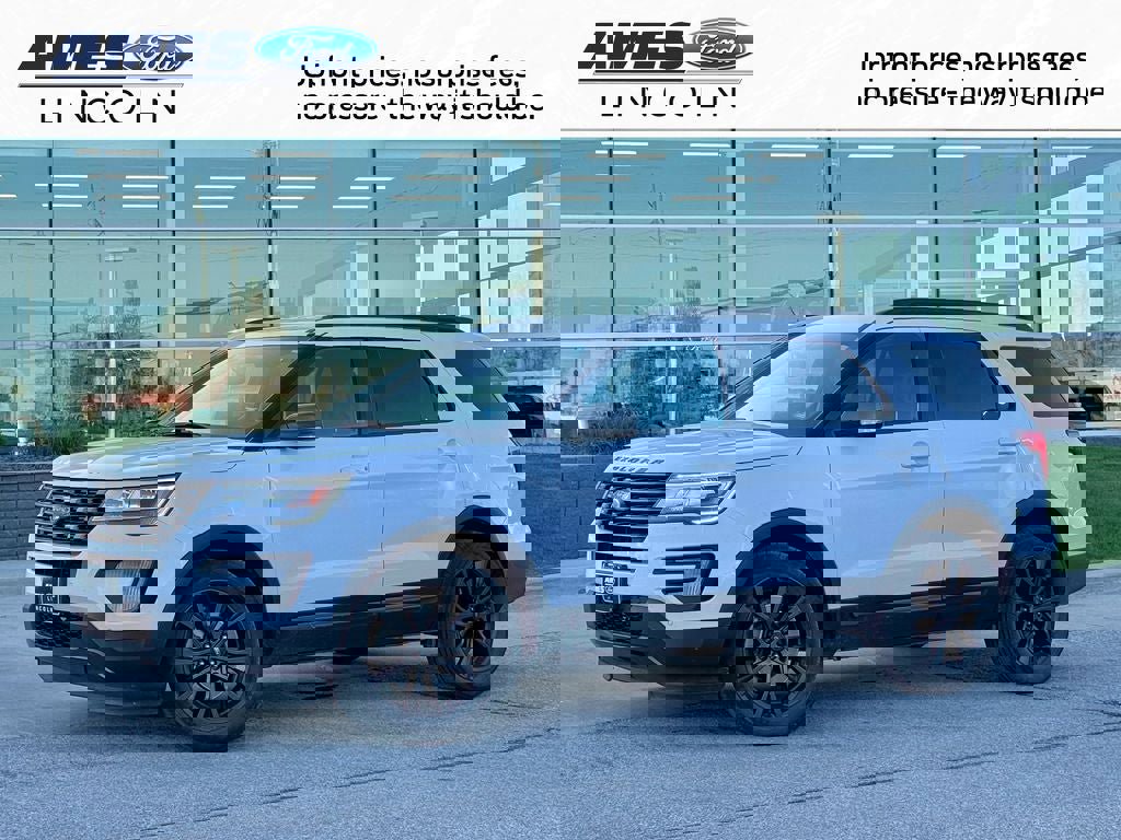 Used 2017 Ford Explorer XLT w/ Equipment Group 202A