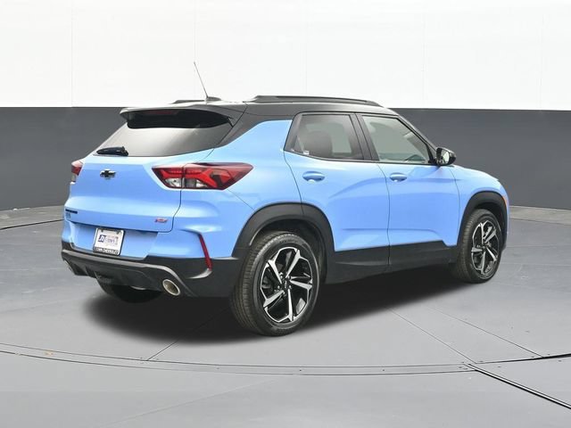 Used 2023 Chevrolet TrailBlazer RS w/ Sun and Liftgate Package FWD image 14