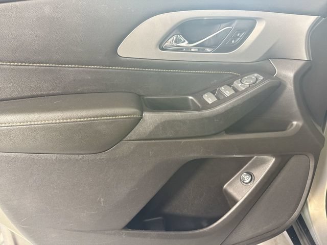 Used 2018 Chevrolet Traverse LT AWD/4WD image 19