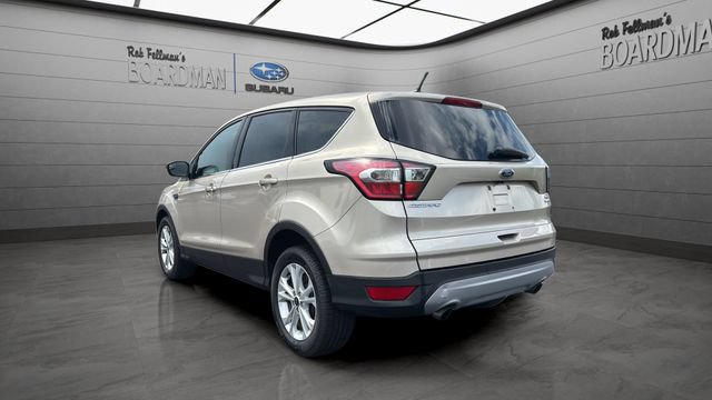 Used 2017 Ford Escape SE w/ SE Cold Weather Package FWD image 7