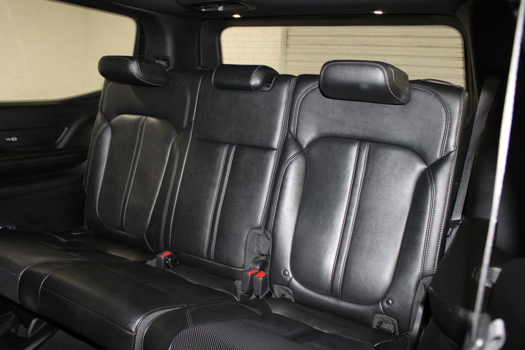 Used 2024 Jeep Wagoneer Series II image 26