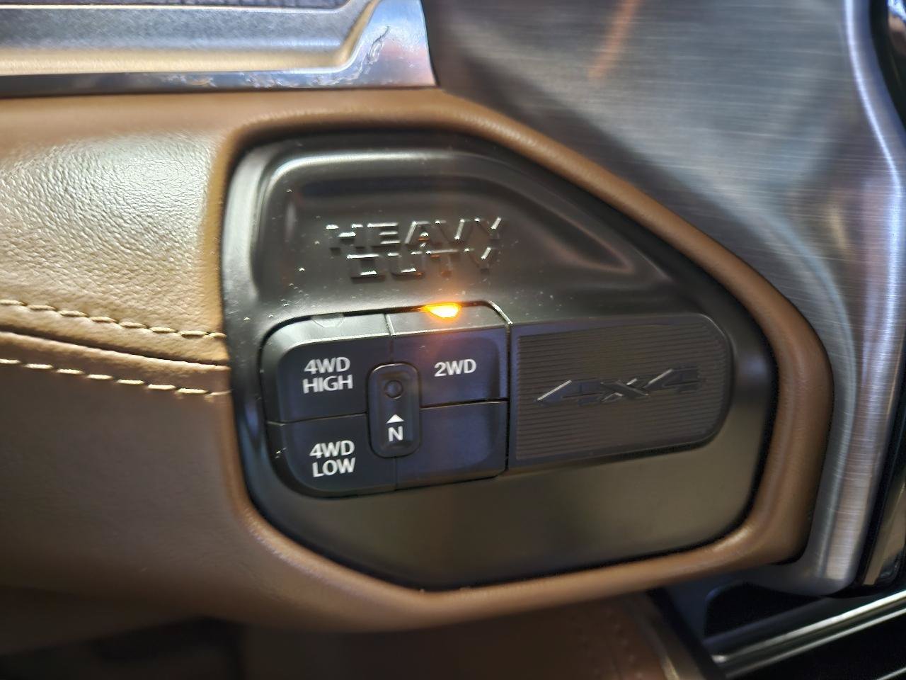 Used 2022 RAM 3500 Limited AWD/4WD image 23