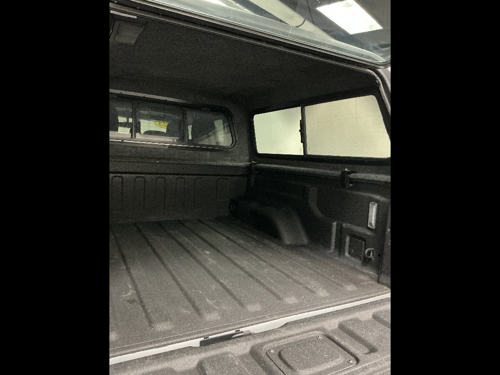 Used 2023 Jeep Gladiator Sport image 12