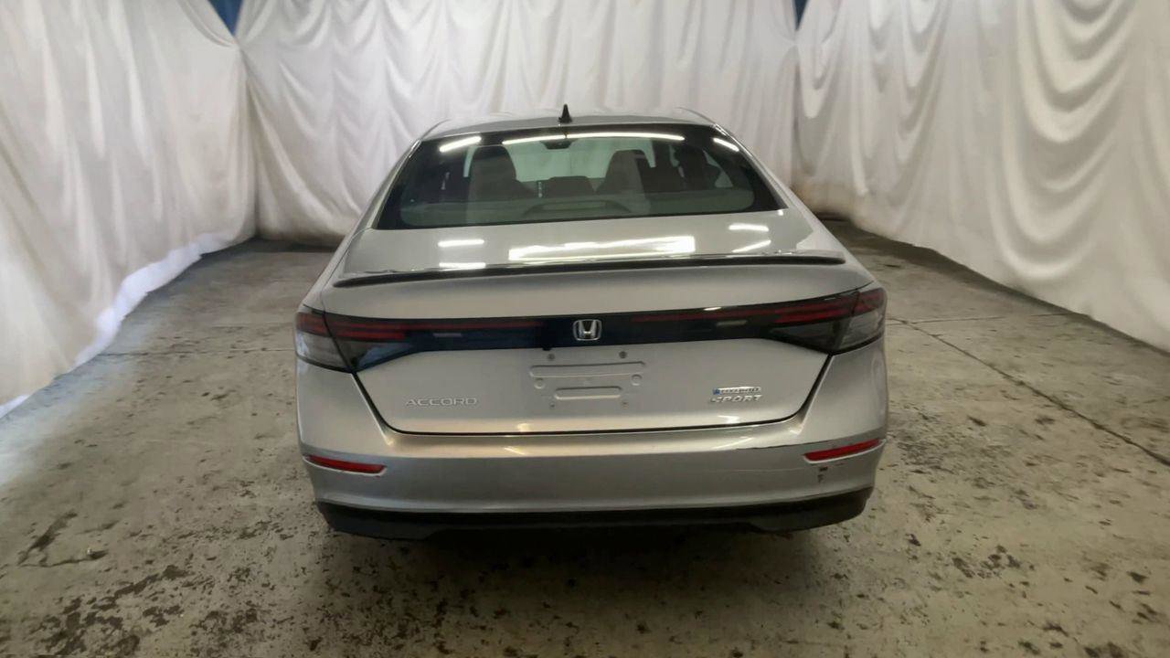 Used 2023 Honda Accord Sport image 7