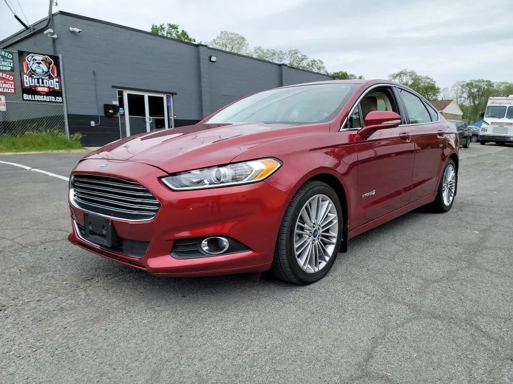 Used 2013 Ford Fusion SE FWD image 4