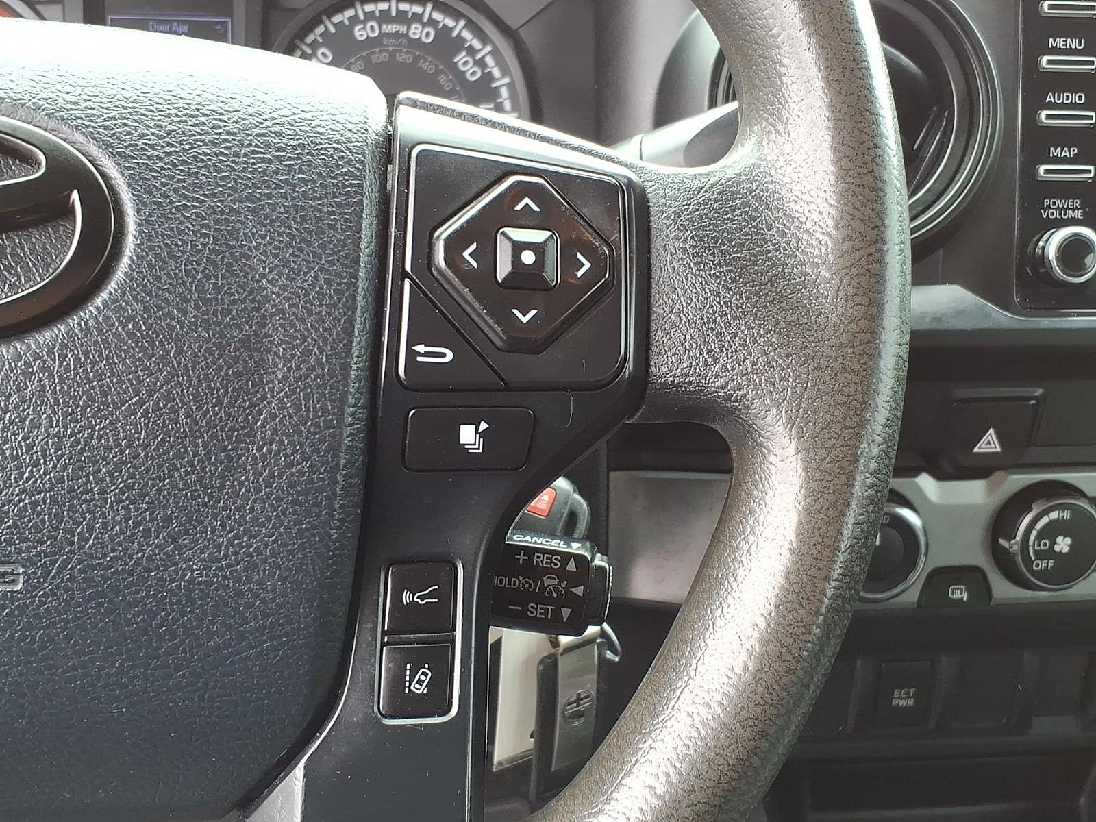 Used 2020 Toyota Tacoma SR AWD/4WD image 18