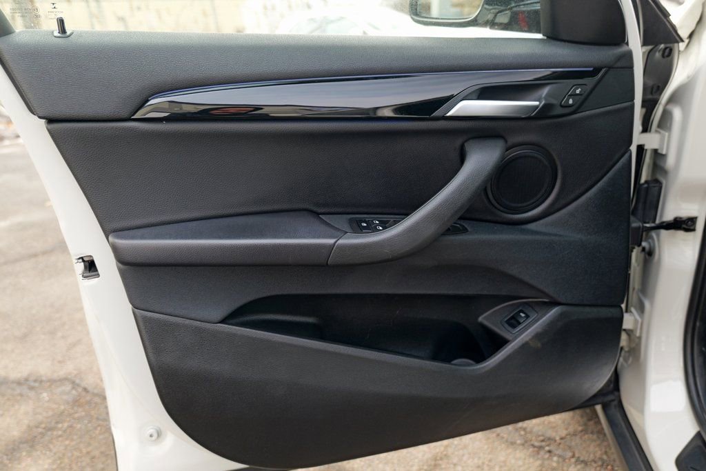 Used 2022 BMW X2 xDrive28i w/ Convenience Package image 16