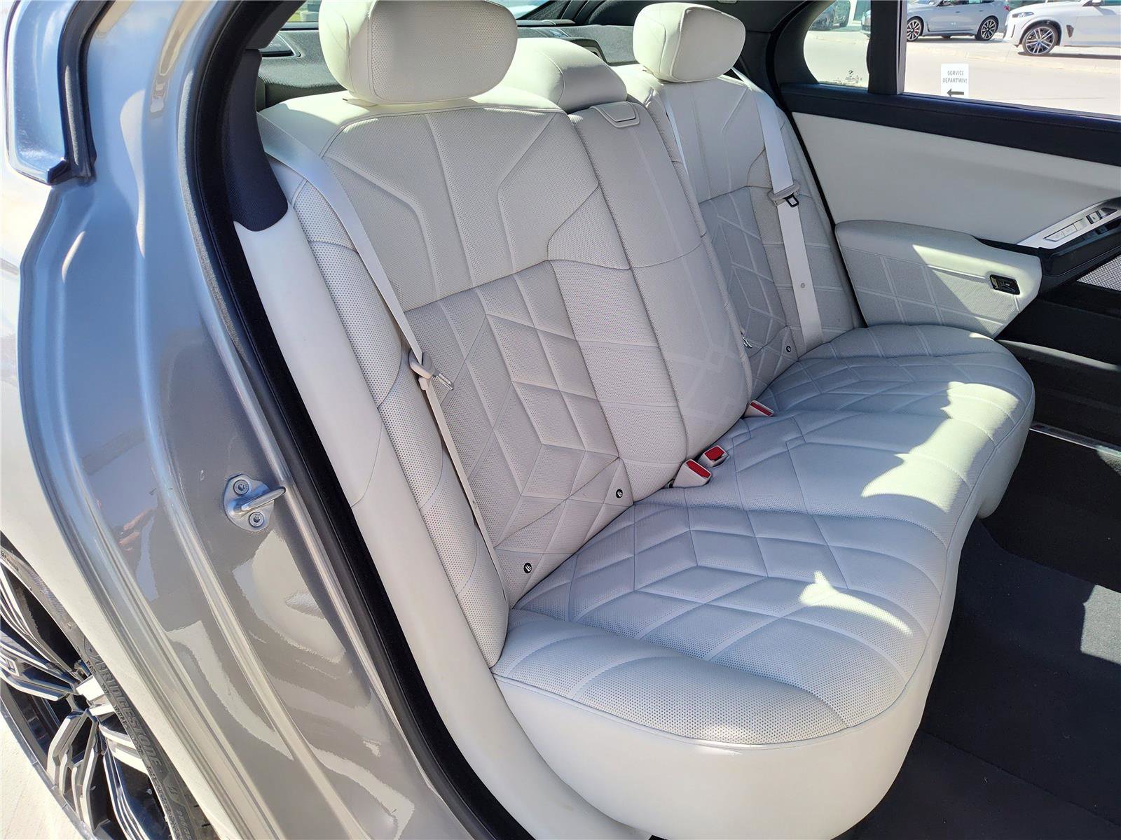 Certified 2023 BMW 740i w/ Executive Package image 23