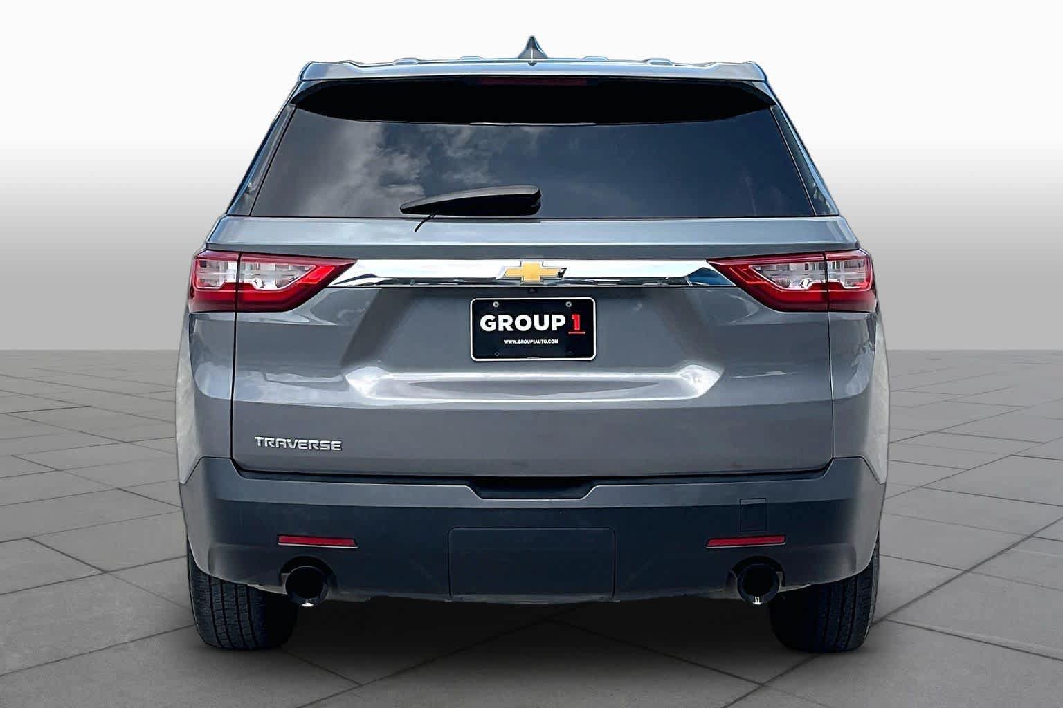 Used 2018 Chevrolet Traverse LS FWD image 5