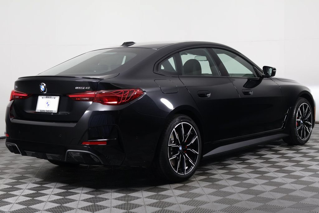 New 2026 BMW i4 eDrive40 w/ M Sport Package RWD image 2