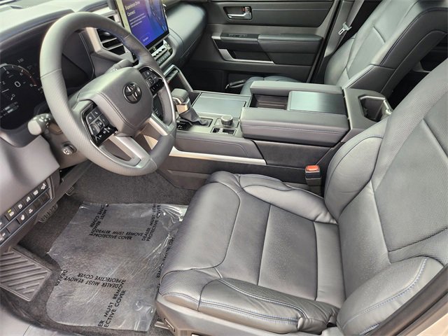 Used 2025 Toyota Tundra Platinum AWD/4WD image 3