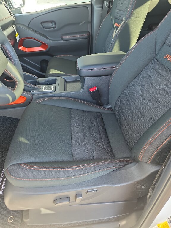 New 2026 Nissan Frontier PRO-4X w/ Tow Package image 5