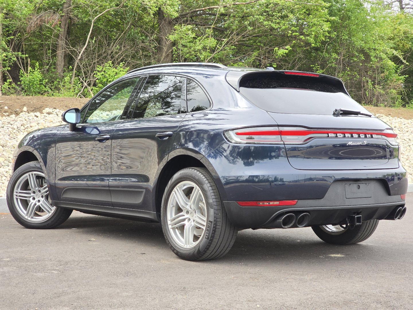 Used 2020 Porsche Macan S AWD/4WD image 3