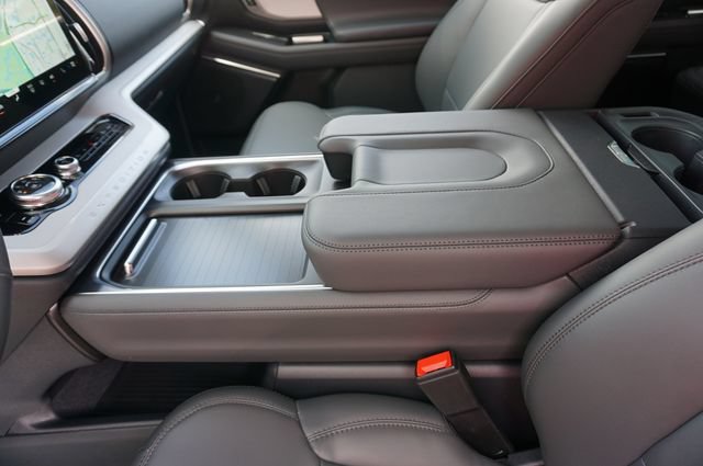 New 2027 Ford Expedition Active RWD image 29