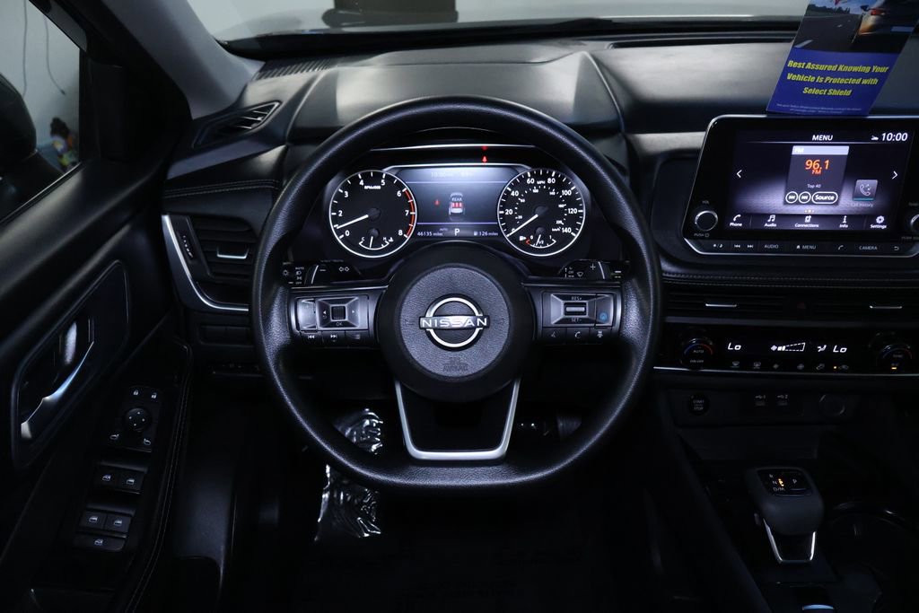 Used 2024 Nissan Rogue SV image 19
