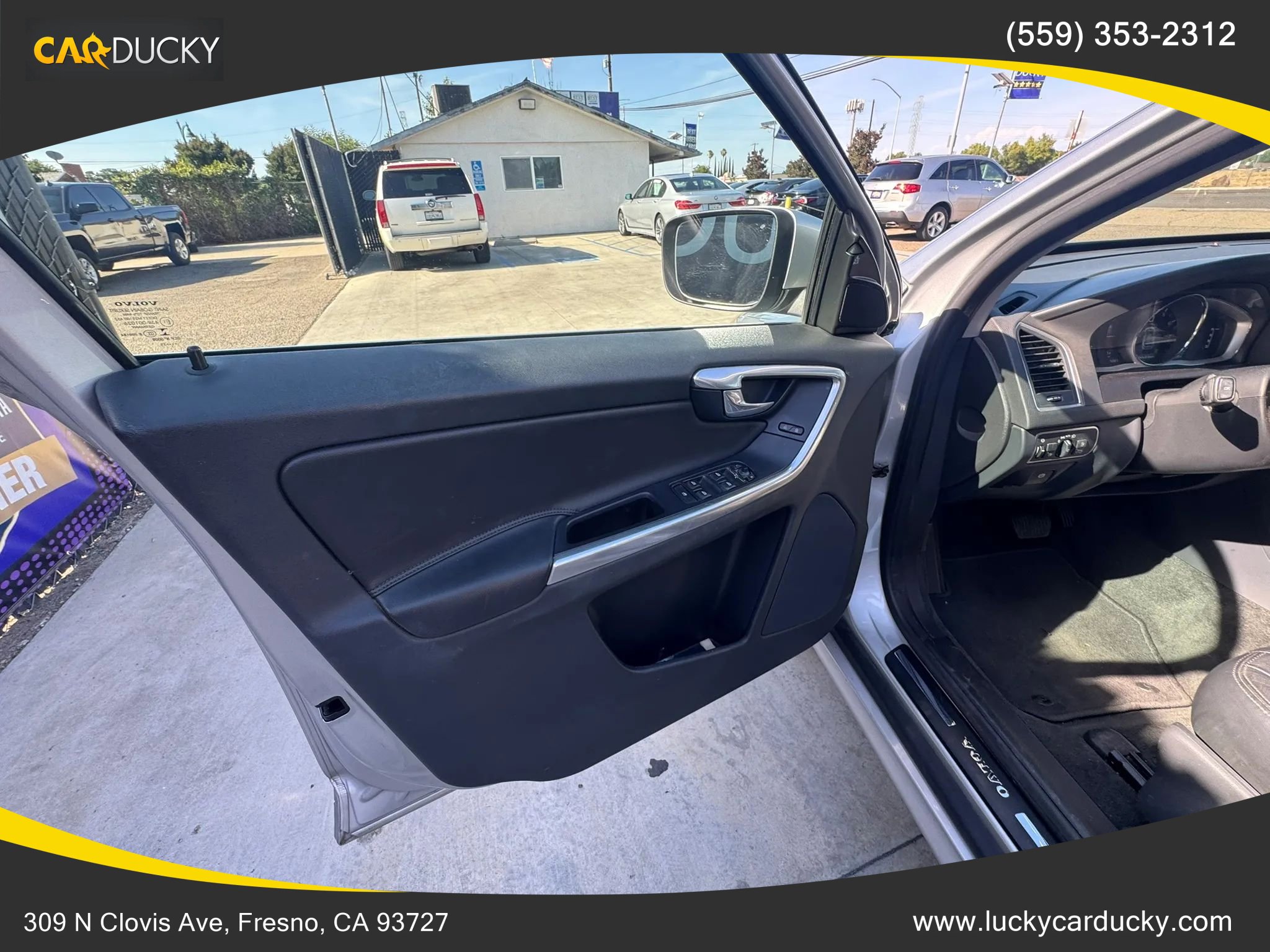 Used 2016 Volvo XC60 T5 Premier w/ Proximity Package FWD image 10