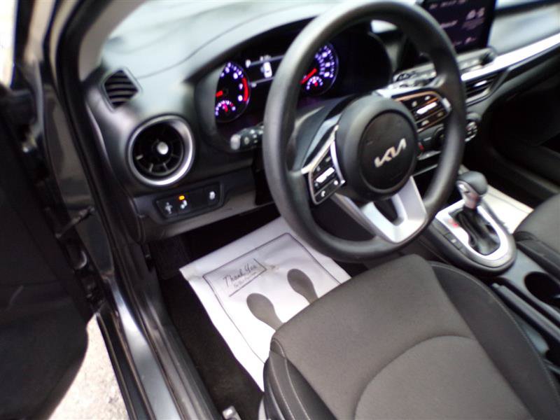 Used 2023 Kia Forte LXS w/ LXS Technology Package FWD image 31