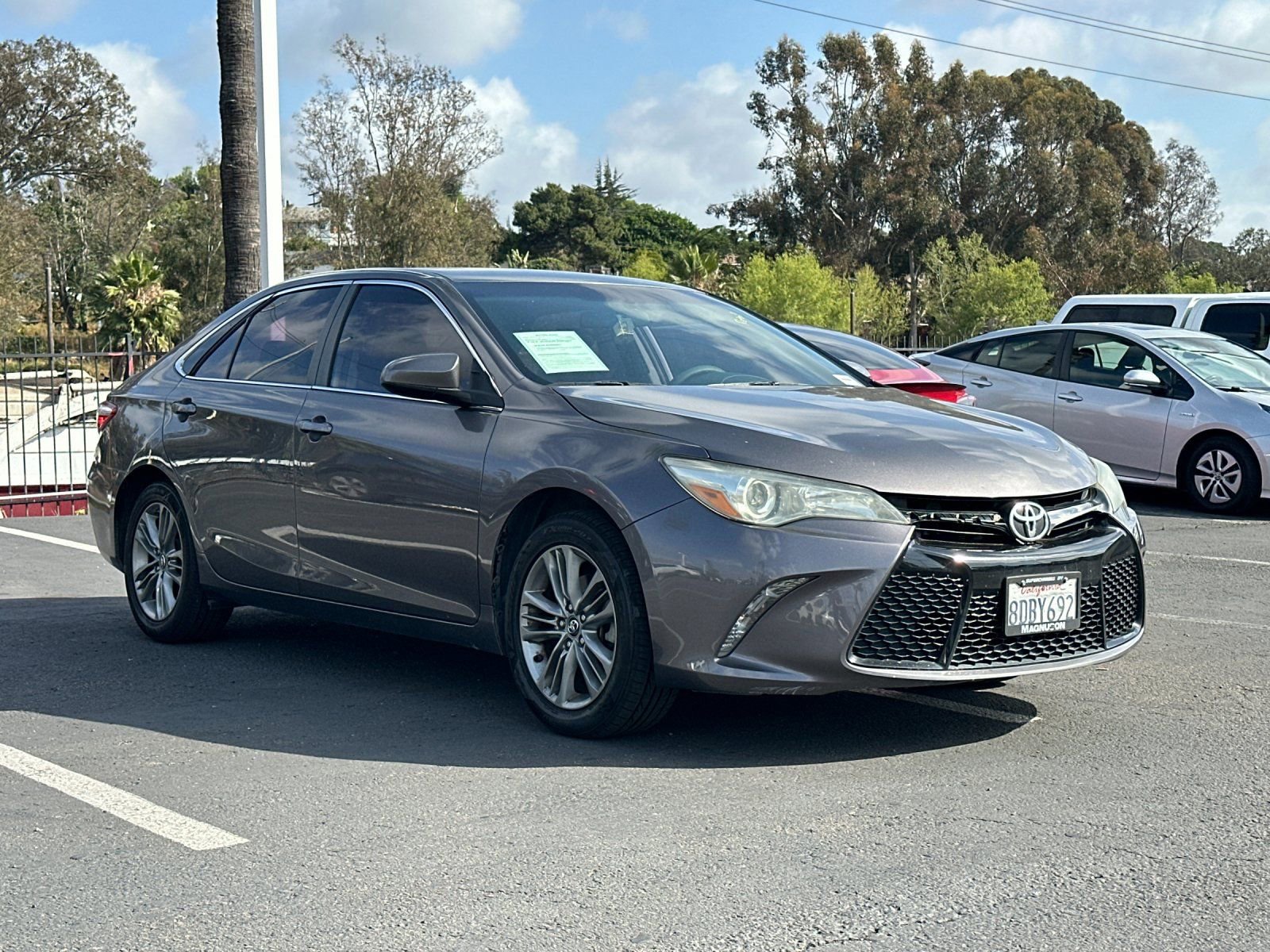 Used 2017 Toyota Camry SE FWD image 4