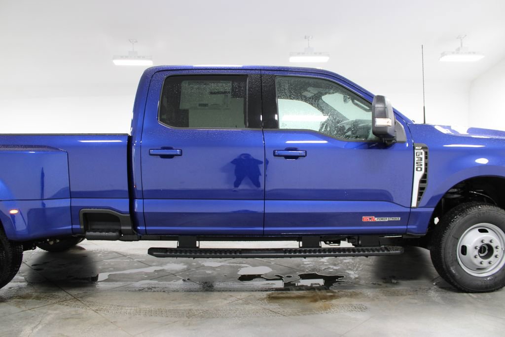 New 2026 Ford F350 XLT w/ XLT Premium Package image 10