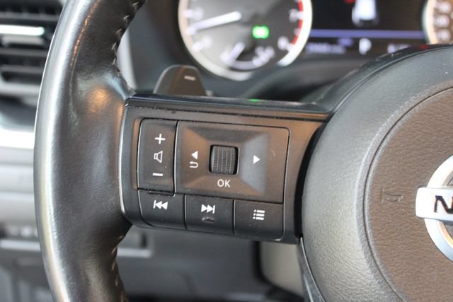 Used 2021 Nissan Rogue S AWD/4WD image 15