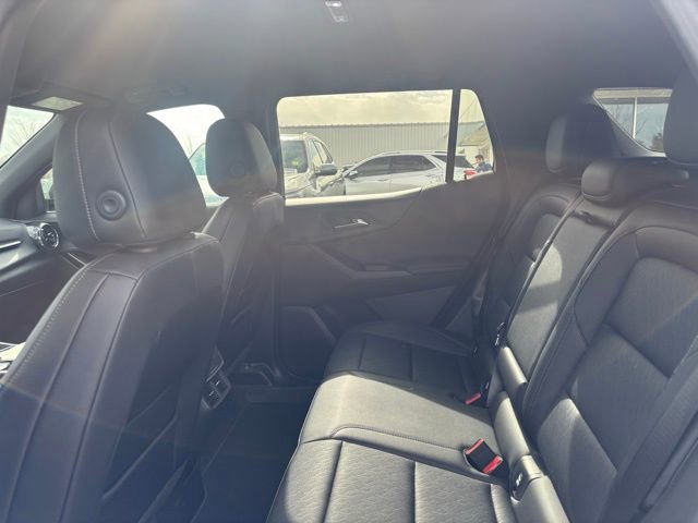 Used 2026 Chevrolet Equinox LT w/ Convenience Package II image 9