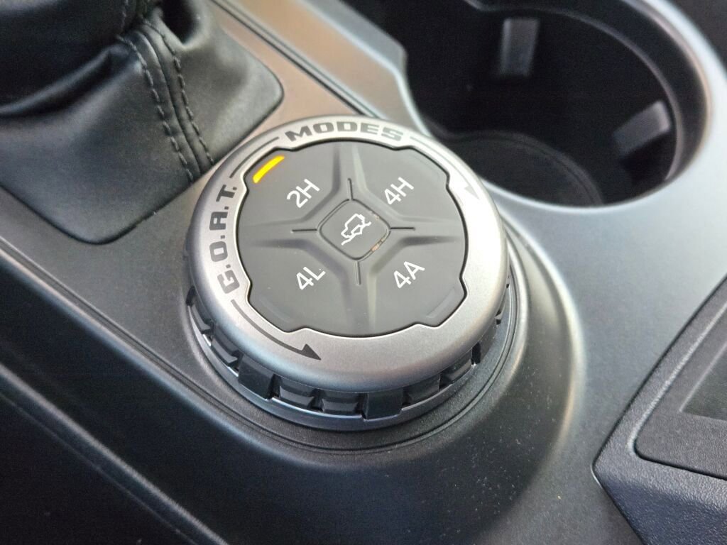 Used 2023 Ford Bronco Badlands image 24