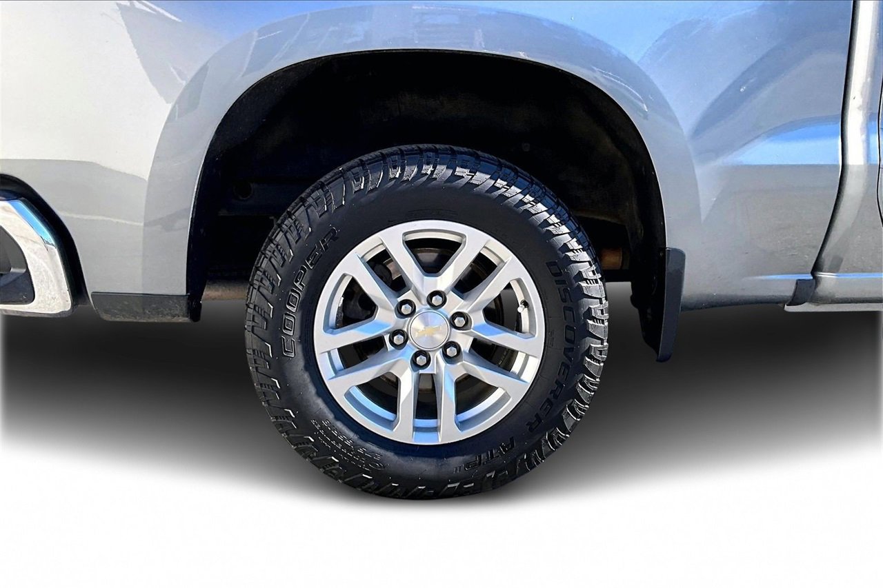 Used 2020 Chevrolet Silverado 1500 LT w/ All-Star Edition image 32