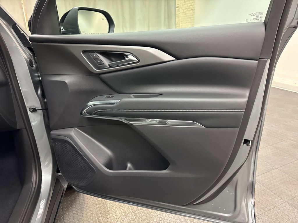 New 2026 Chevrolet Traverse LT w/ Sun and Wheel Package image 19