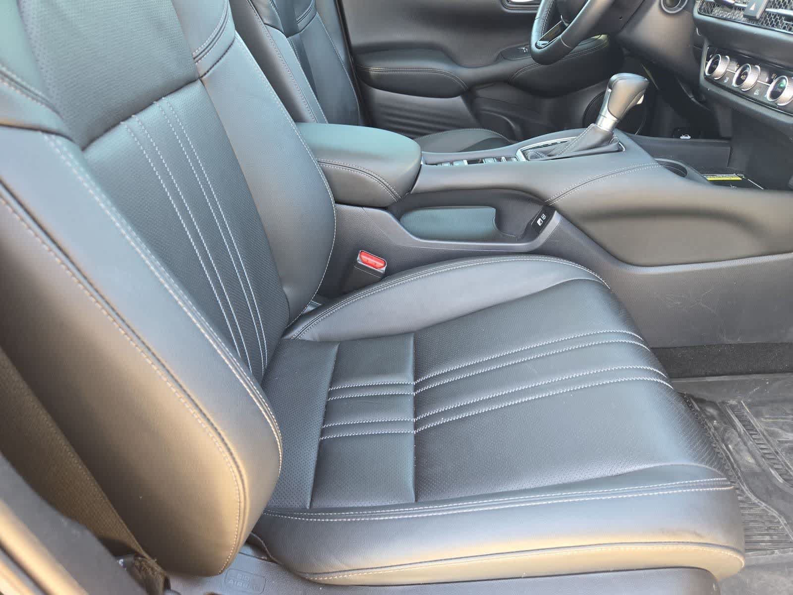 Used 2023 Honda HR-V EX-L image 21