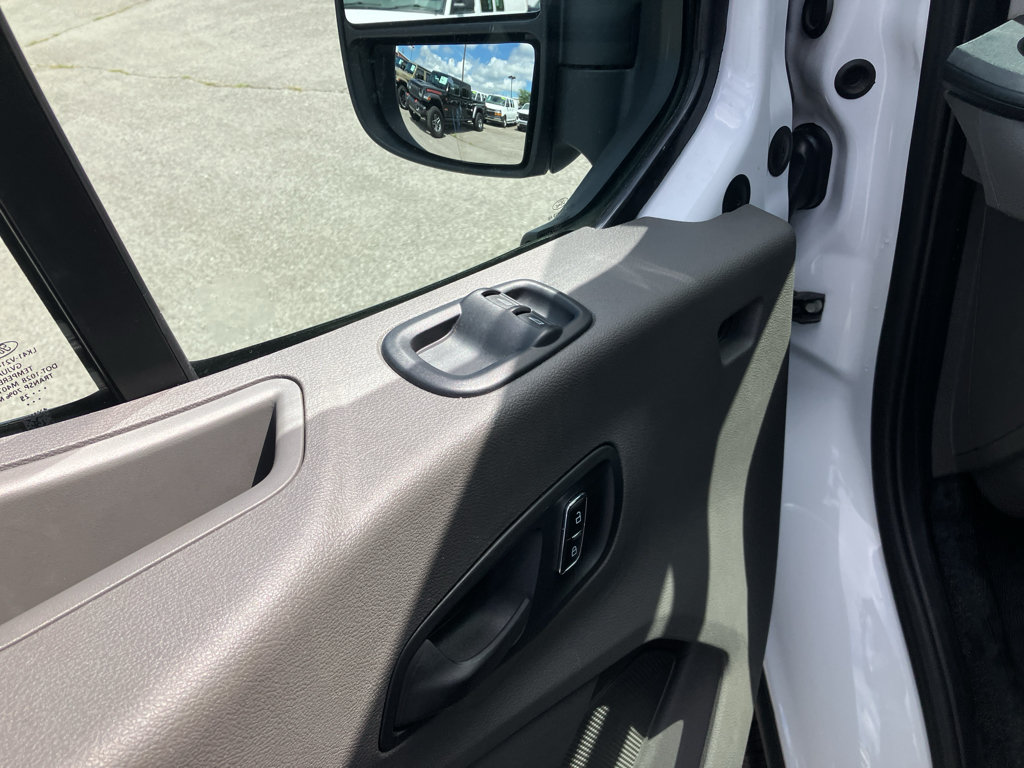 Used 2025 Ford Transit 250 Low Roof w/ Exterior Upgrade Package RWD image 16