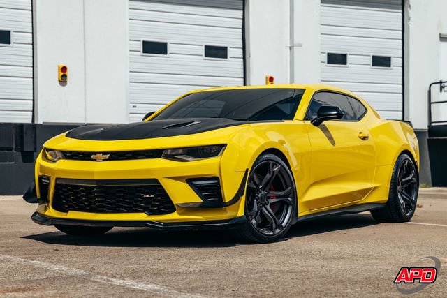 Used 2017 Chevrolet Camaro SS RWD image 44
