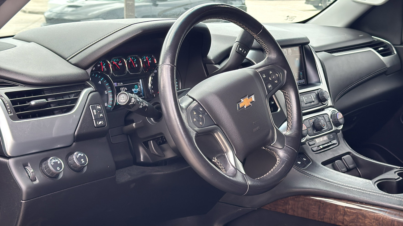 Used 2019 Chevrolet Tahoe LT image 10