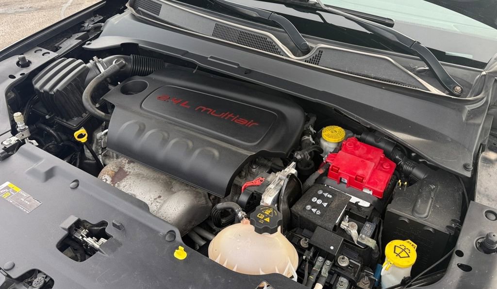 Used 2021 Jeep Compass Latitude image 31