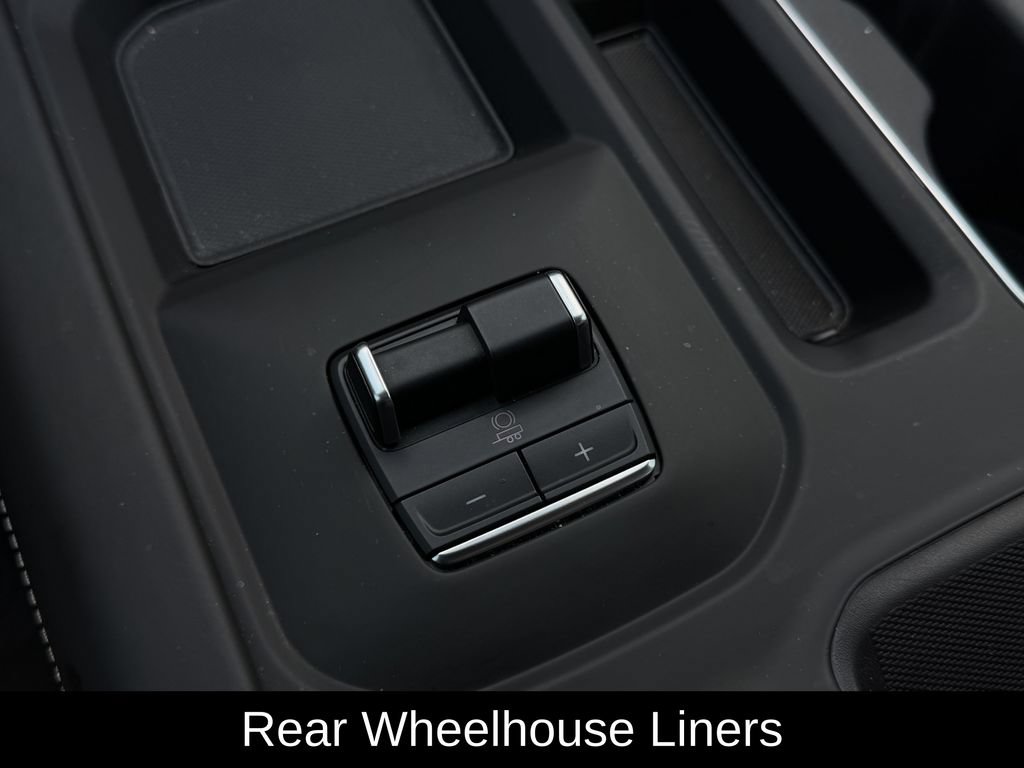 Used 2025 GMC Sierra 3500 Denali Ultimate AWD/4WD image 27