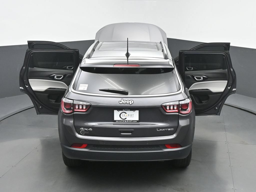 Used 2024 Jeep Compass Limited w/ Sun and Sound Group AWD/4WD image 65