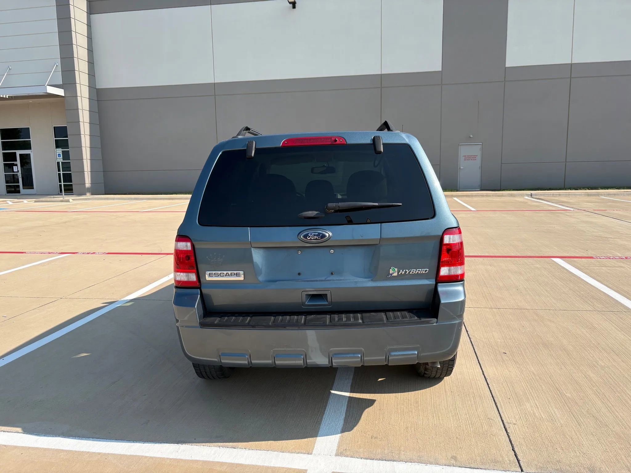 Used 2011 Ford Escape 4WD Hybrid image 9